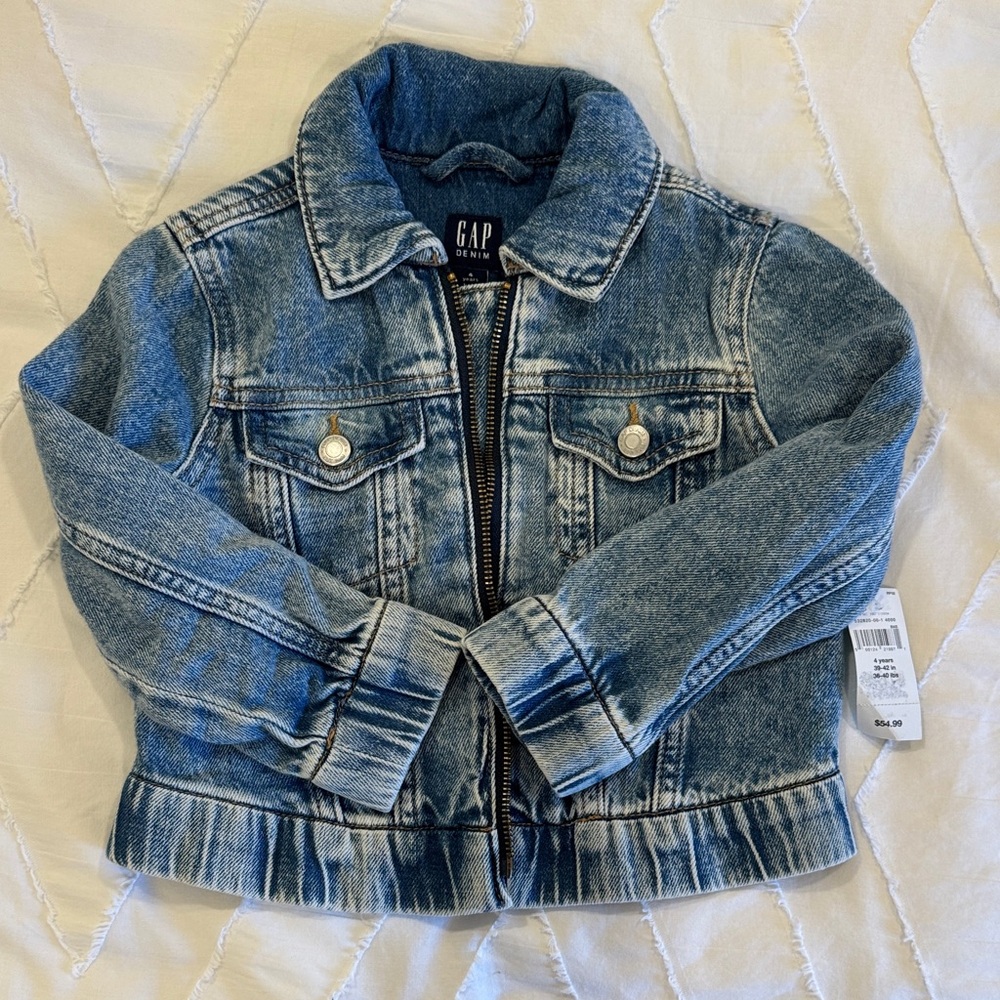 GAP Kids Light Blue Denim Jacket size 4